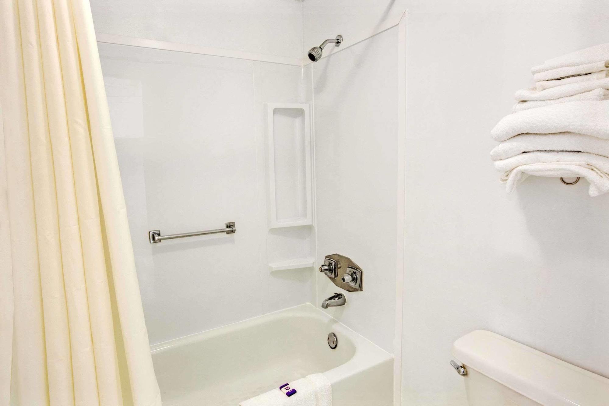 Knights Inn Charlotte South パインビル エクステリア 写真